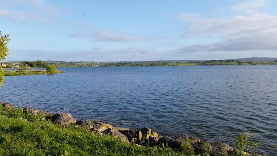 Lakeside Loughrea Exteriér fotografie